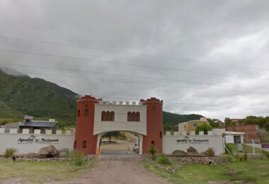 27800793550_2862101726_b