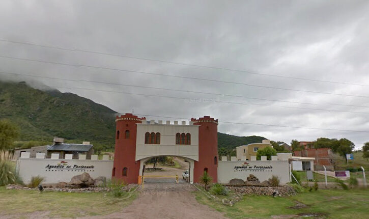 27800793550_2862101726_b 27800793550_2862101726_b